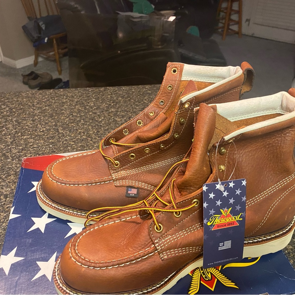 Thorogood wedge sole work boots 814-4200